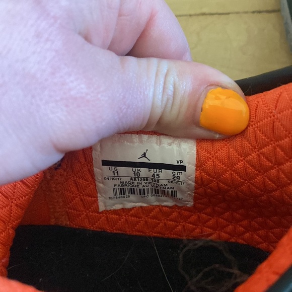 Nike Air Jordan’s 32 Gatorade Low size 11 - Picture 5 of 5